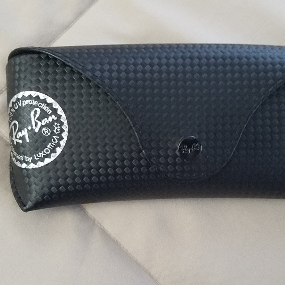 Ray Ban Sunglasses case Black. Preowned